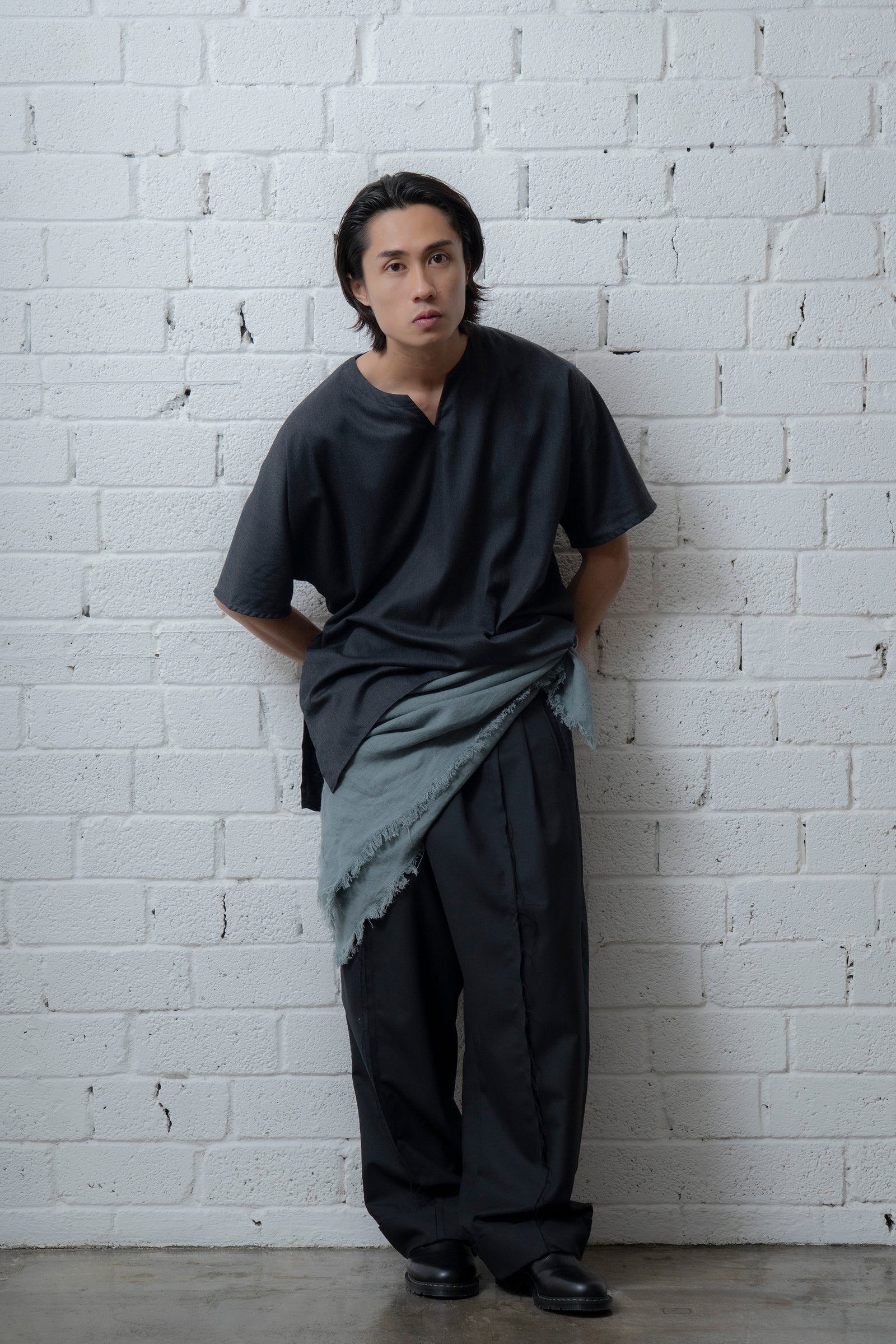 The Split Neck Top - Charcoal