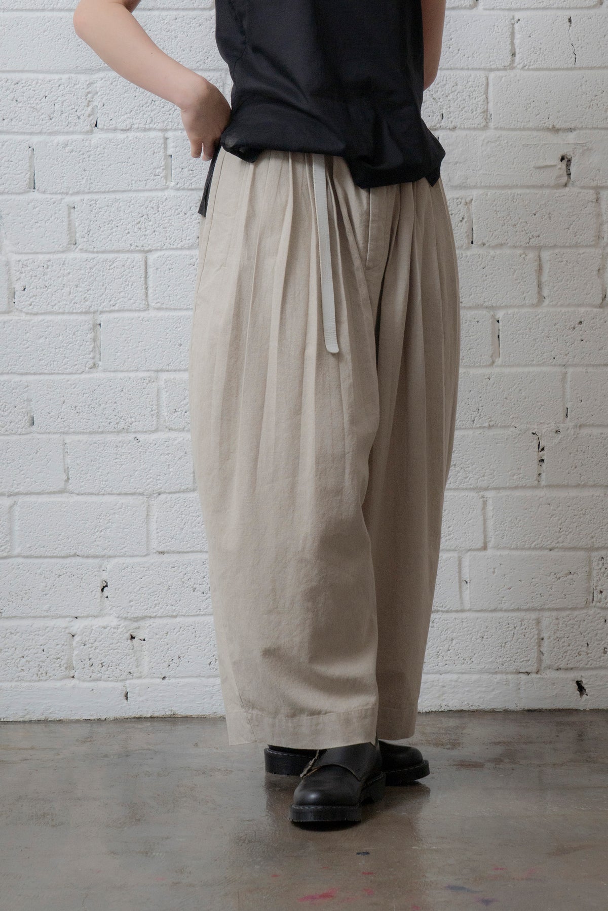 The Pleaty Trousers - Linen