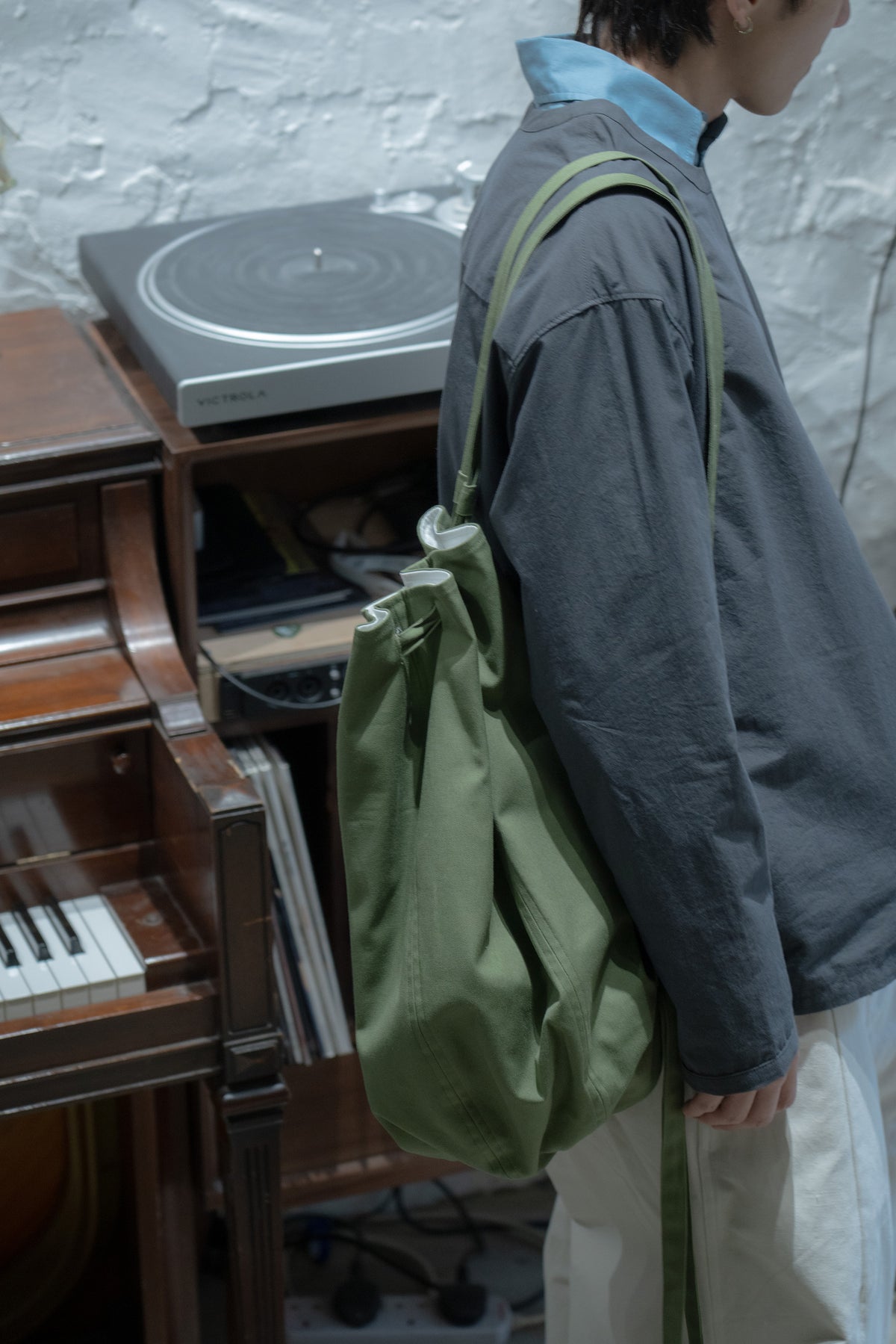The Canvas Duffle - Sage