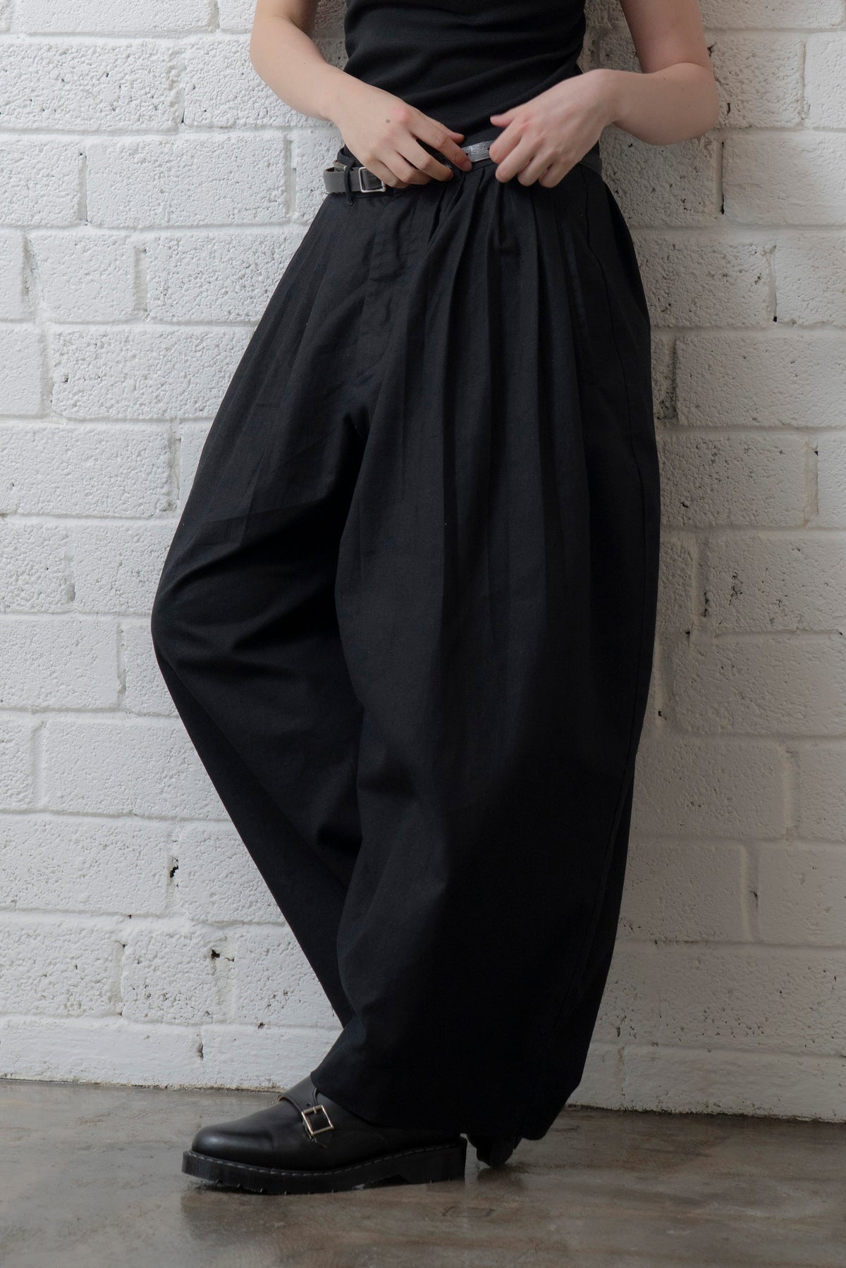 The Pleaty Trousers - Black