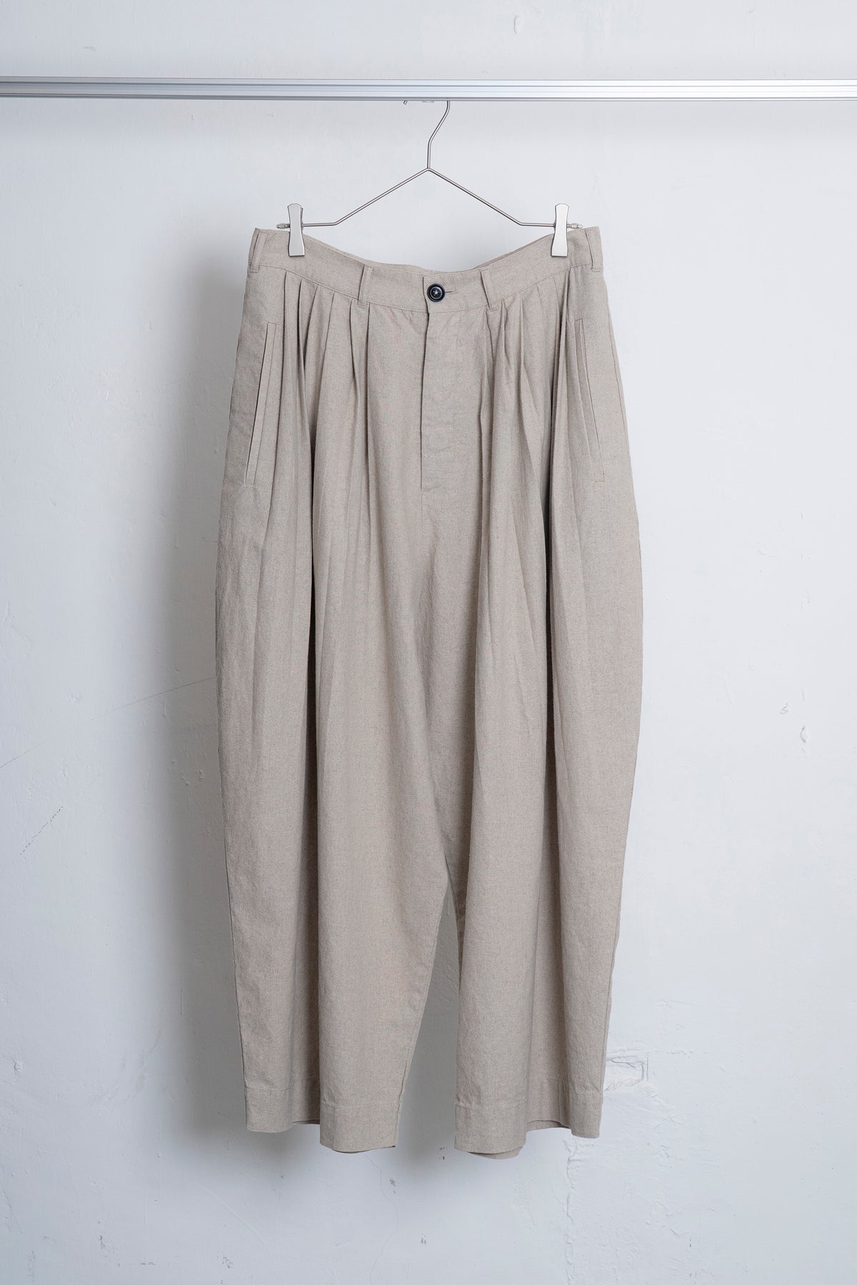 The Pleaty Trousers - Linen