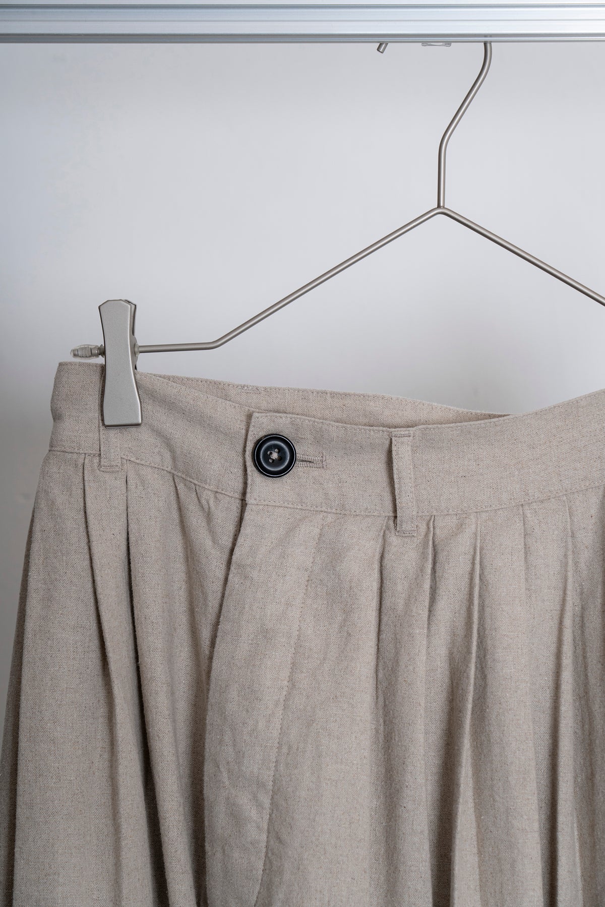 The Pleaty Trousers - Linen
