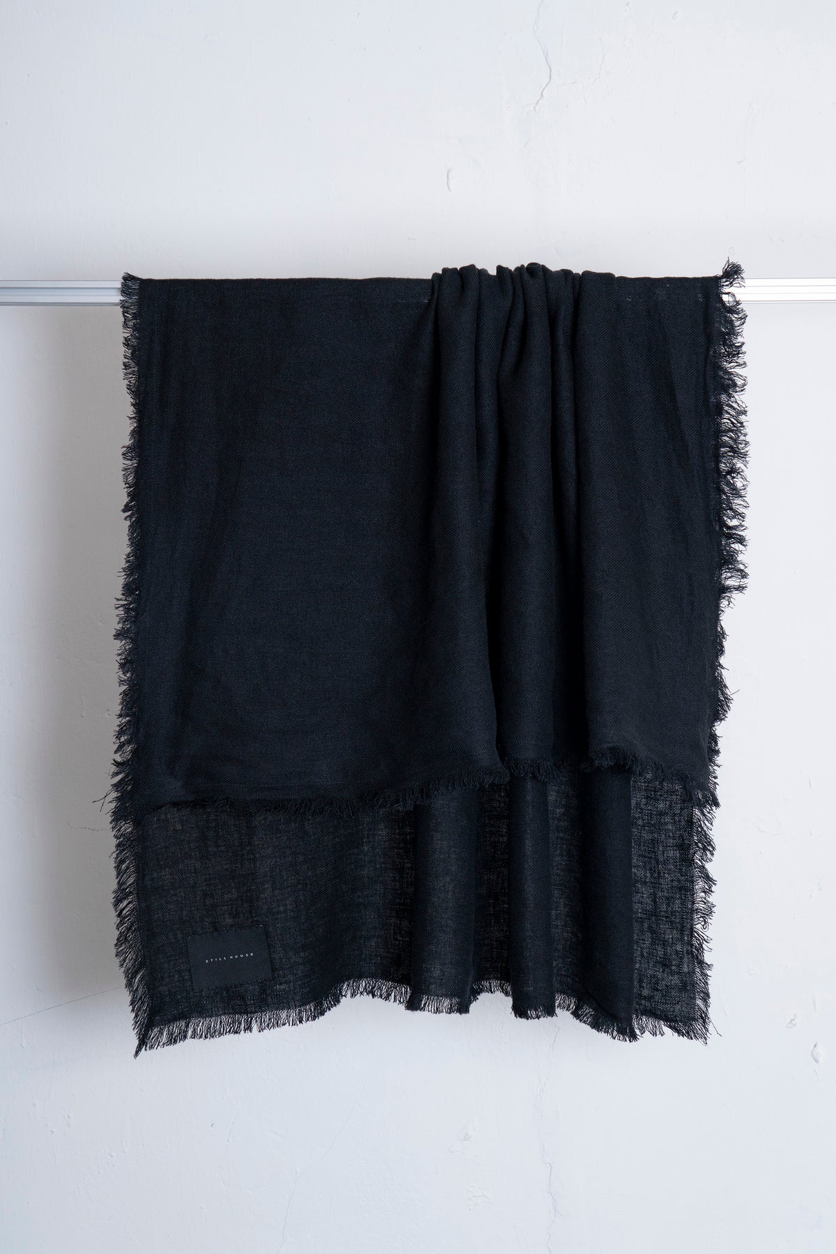 The Linen Scarf - Black