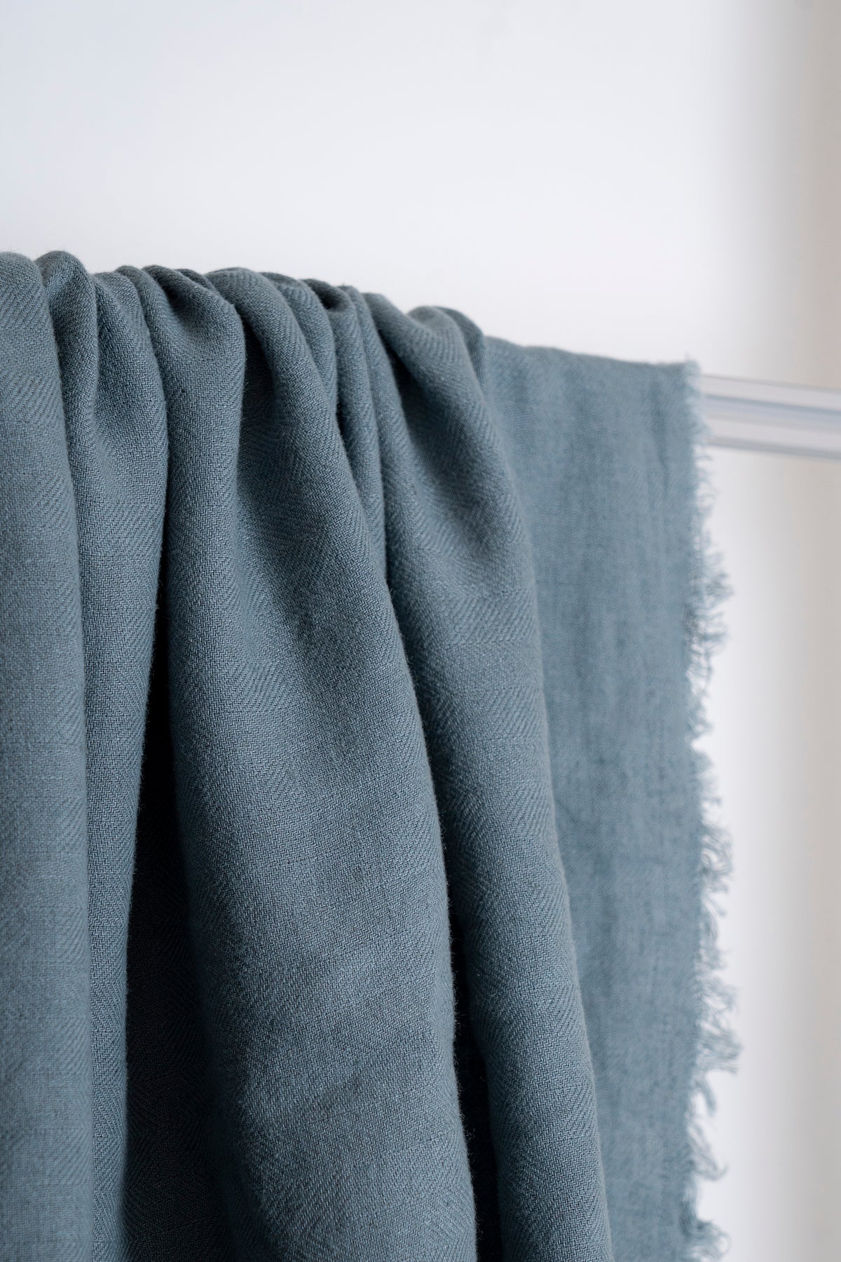 The Linen Scarf - Cloud Blue