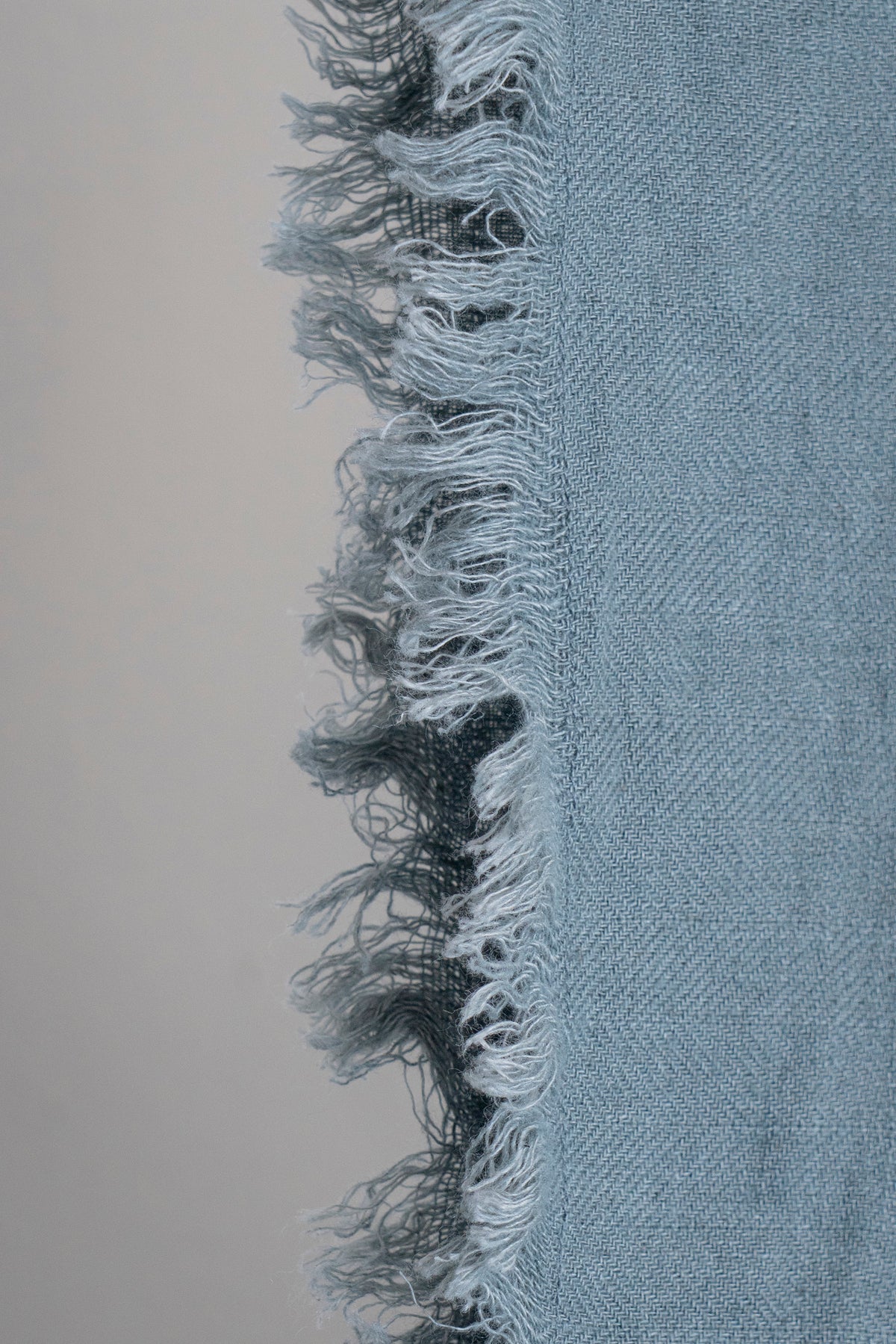 The Linen Scarf - Cloud Blue