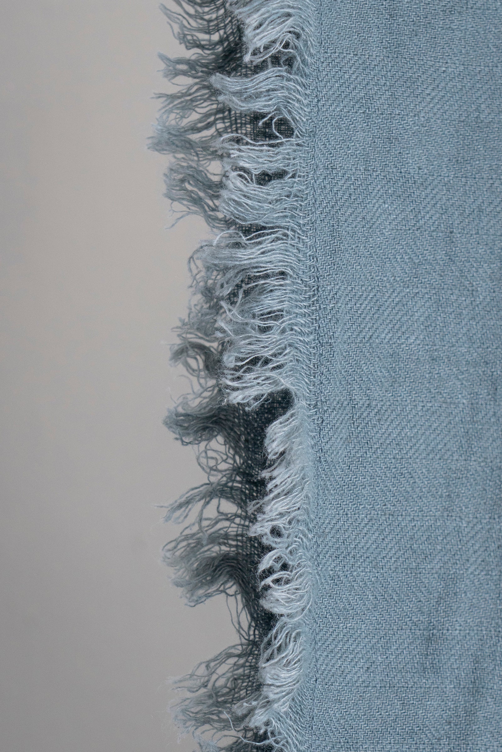 The Linen Scarf - Cloud Blue
