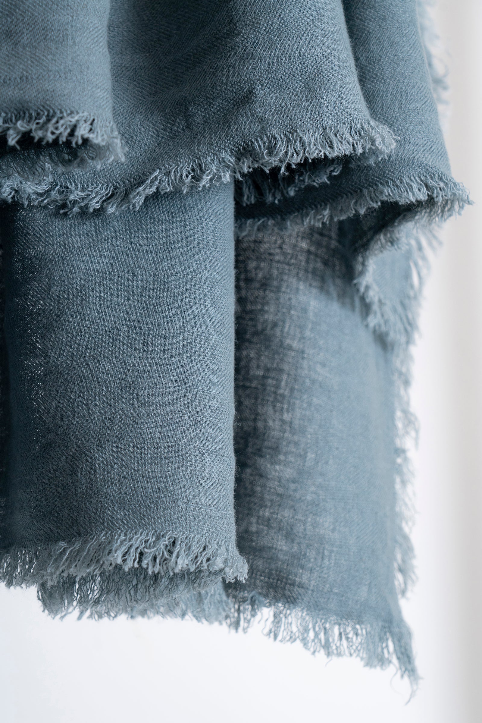 The Linen Scarf - Cloud Blue