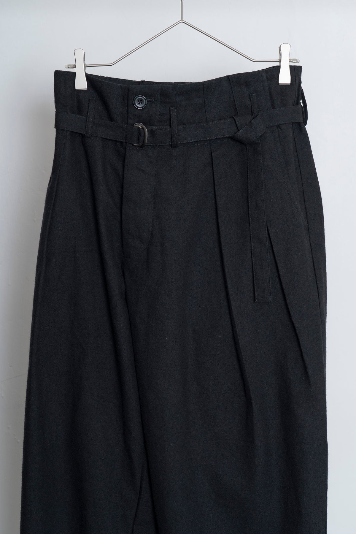 The Belted Hollywood Trousers - Black