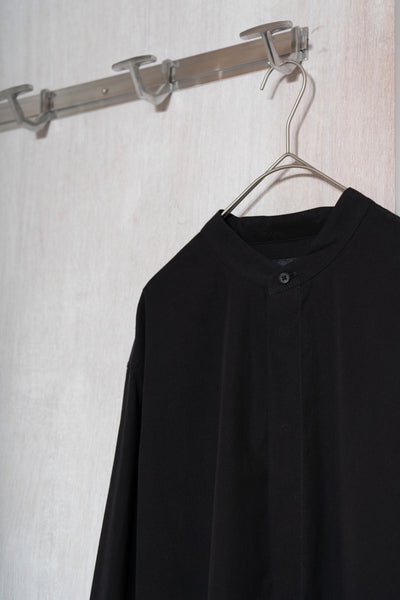 The Mandarin Collar Shirt - Black