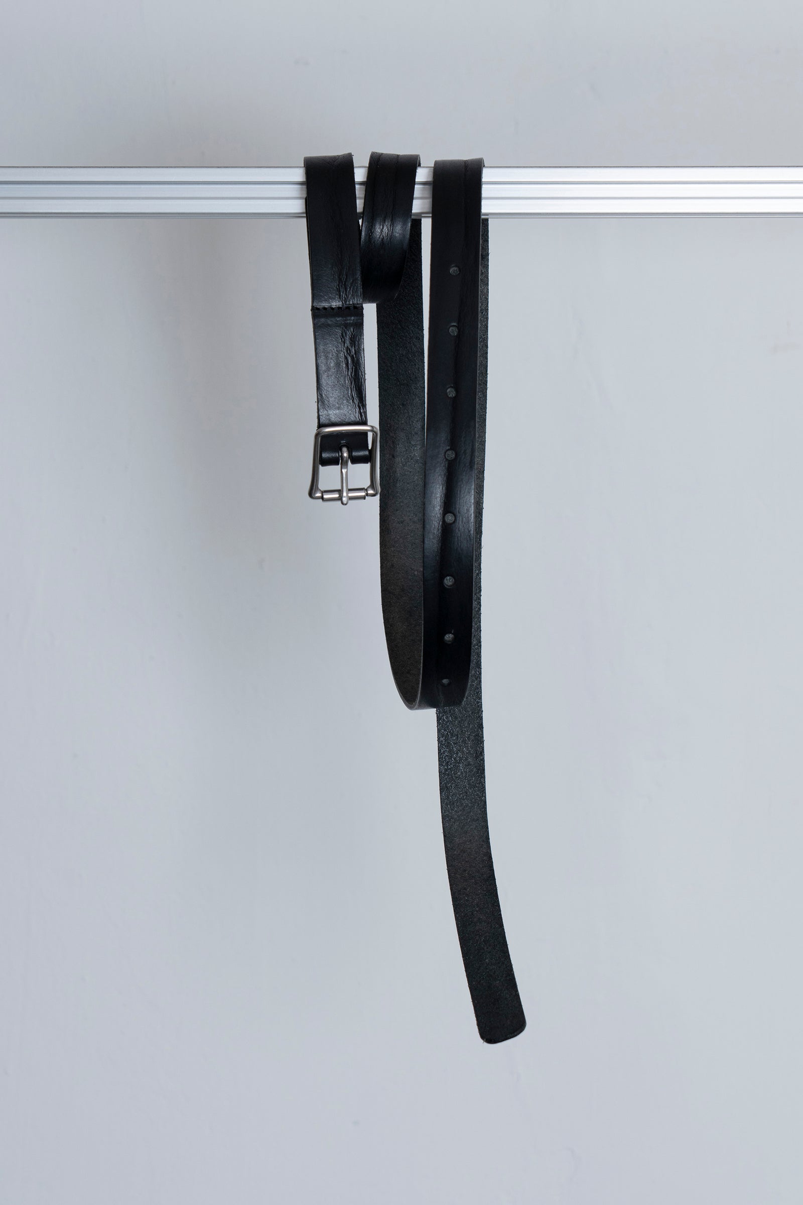The Long Leather Belt - Black
