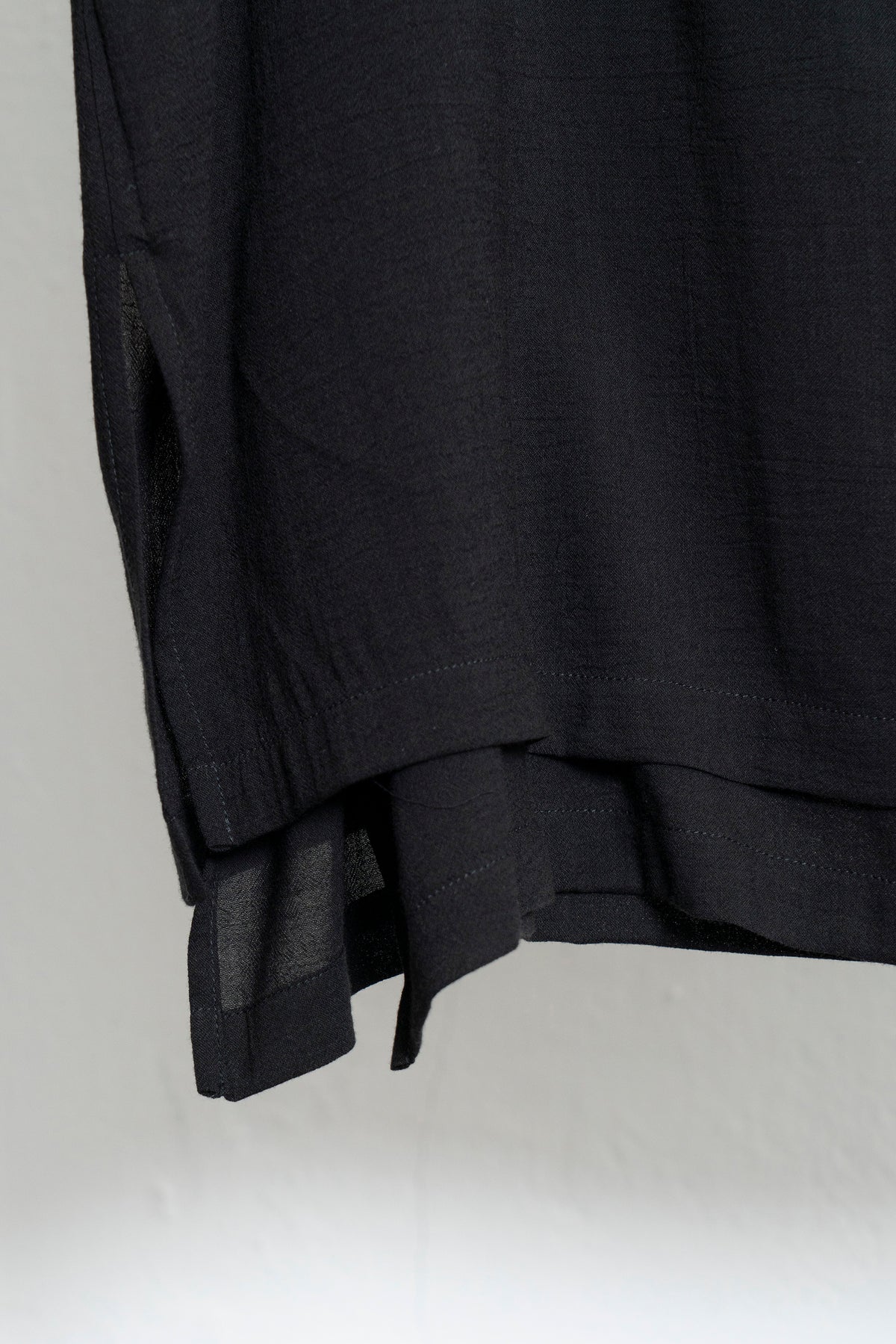 The Layer Top - Black