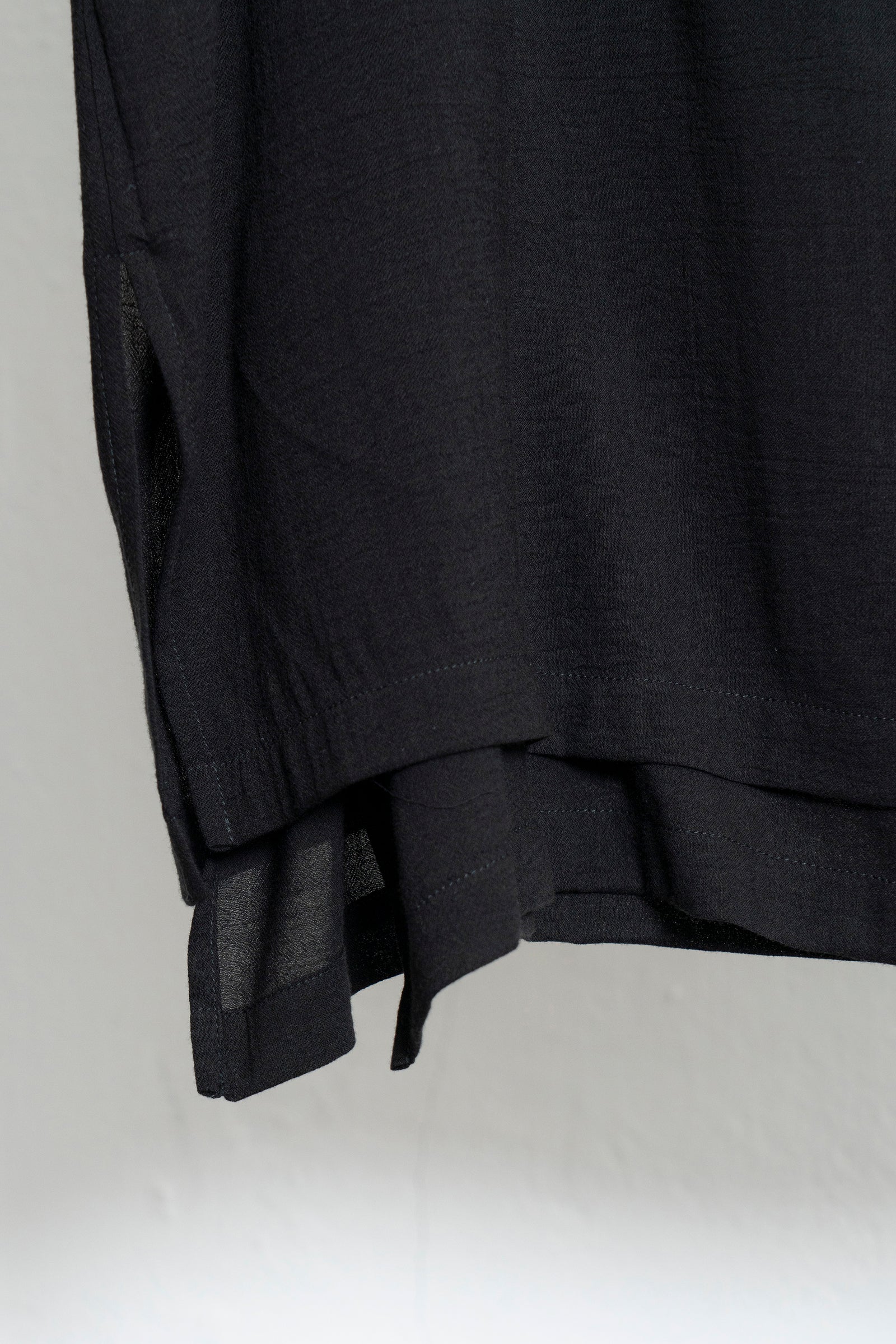 The Layer Top - Black