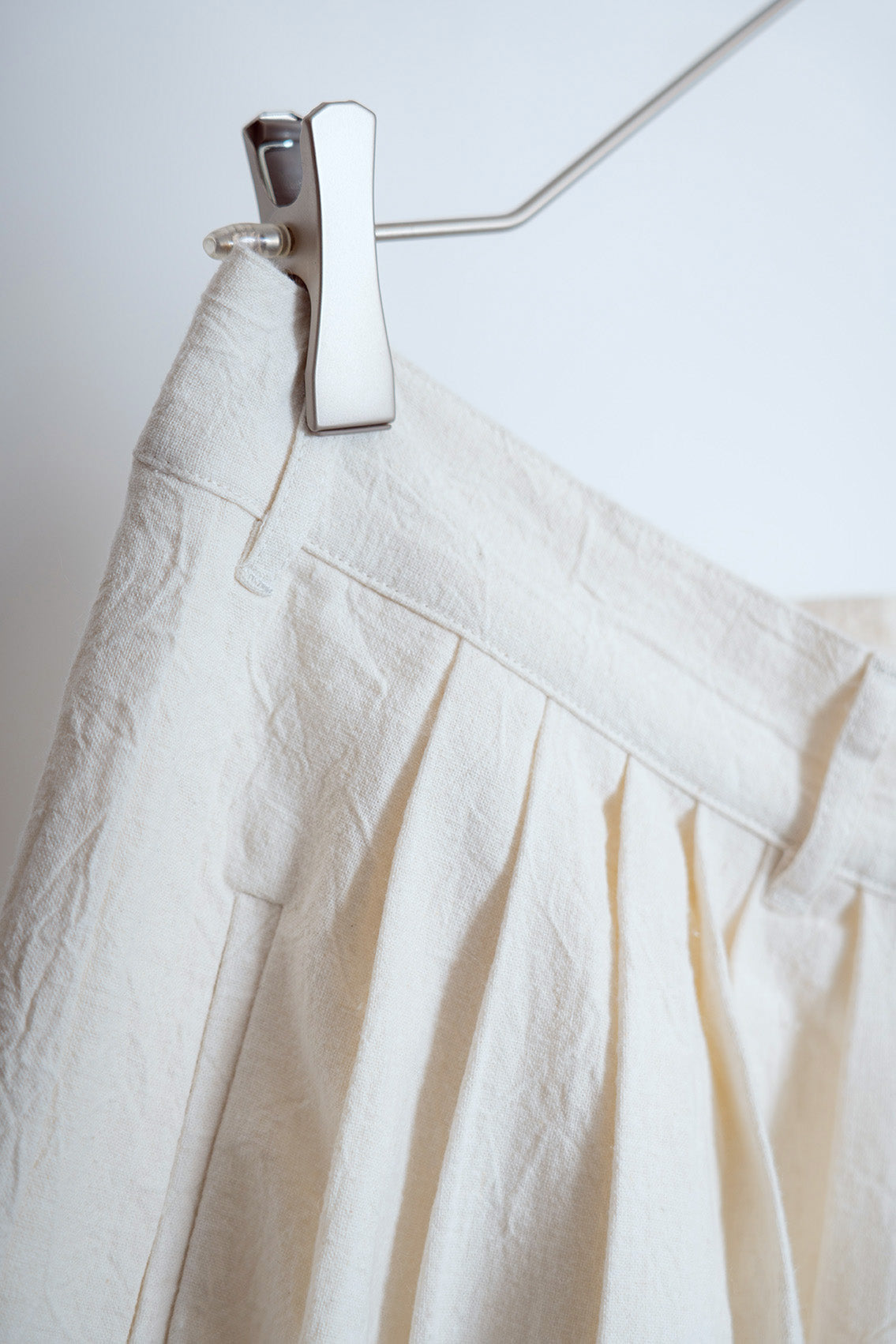 The Pleaty Trousers - White