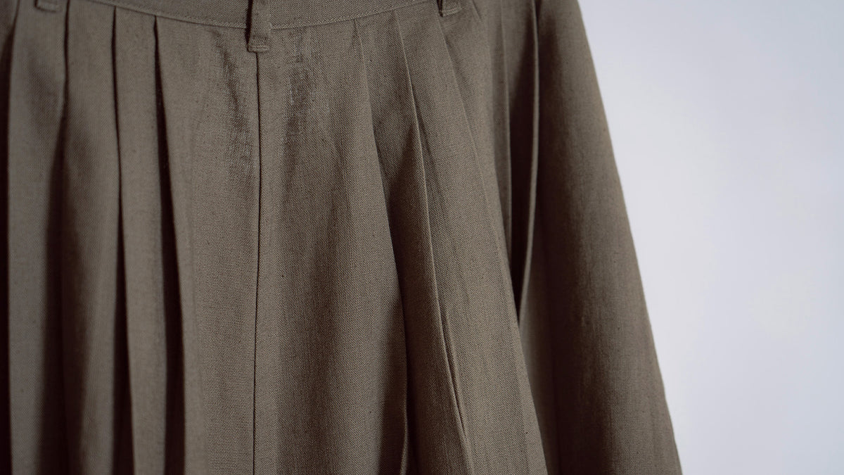 The Pleaty Trousers - Khaki