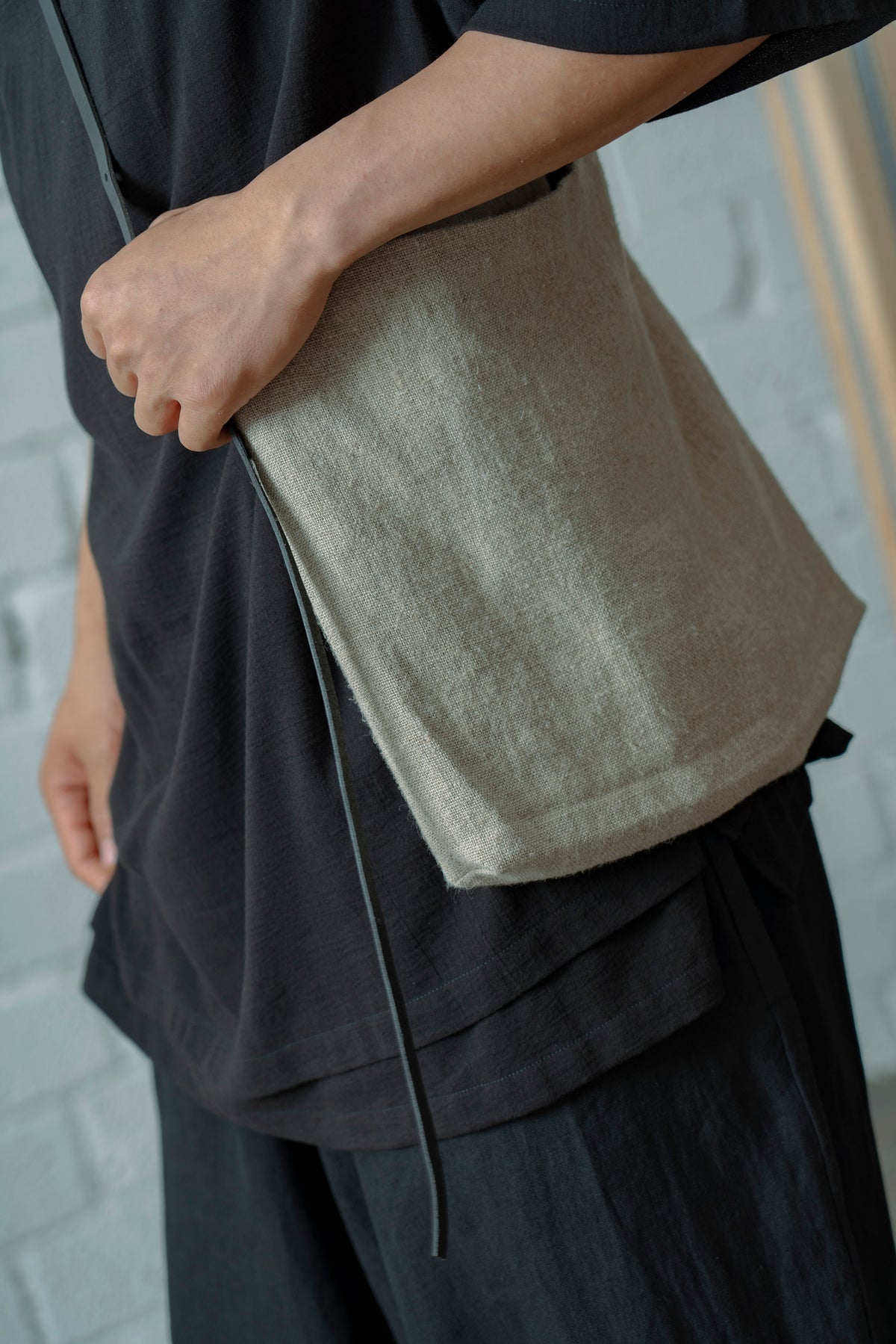The Tinker 's Pouch - Ecru