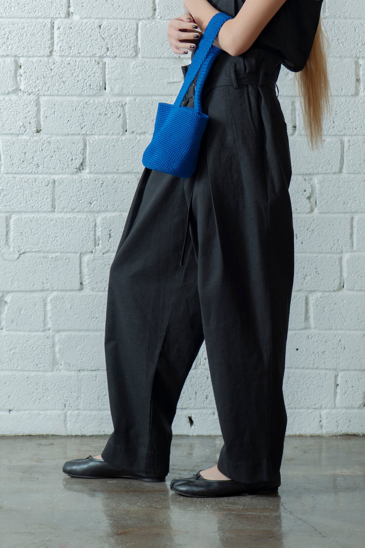 The Belted Hollywood Trousers - Black