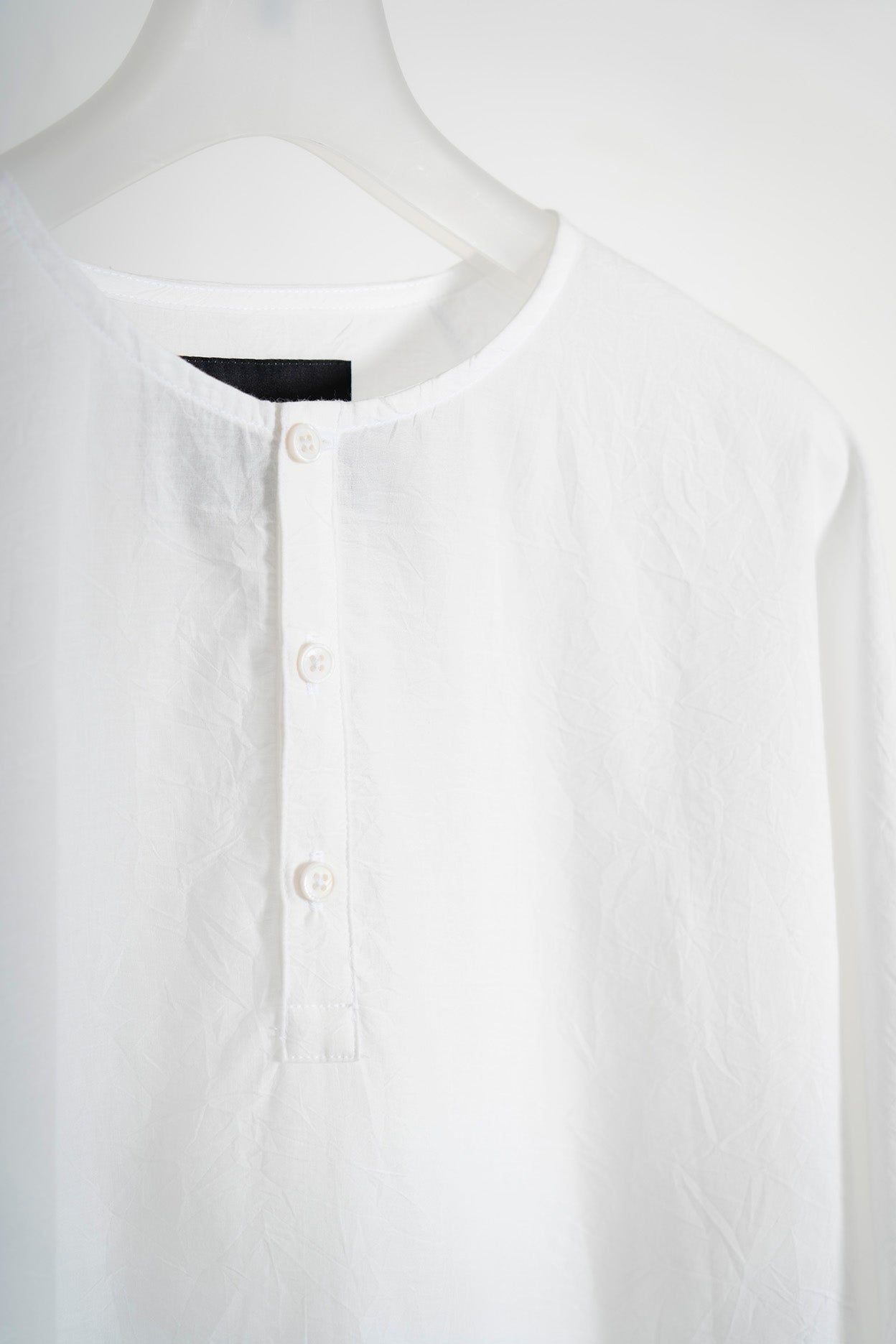 The Woven Henley - Off White