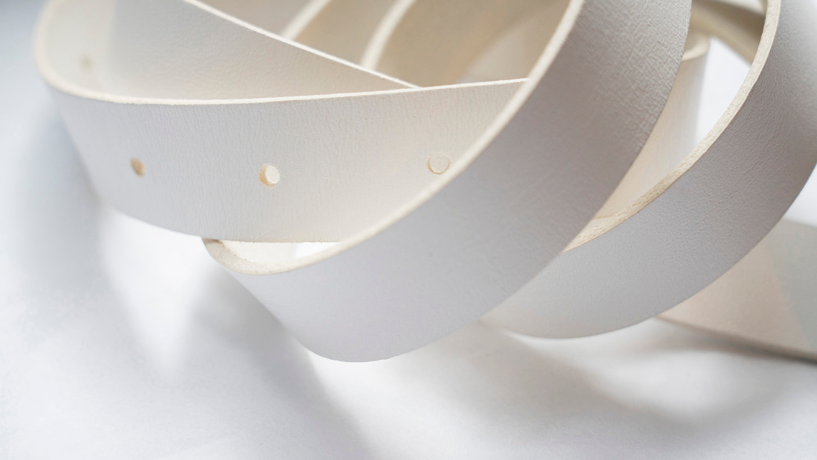 The Drip Belt - White