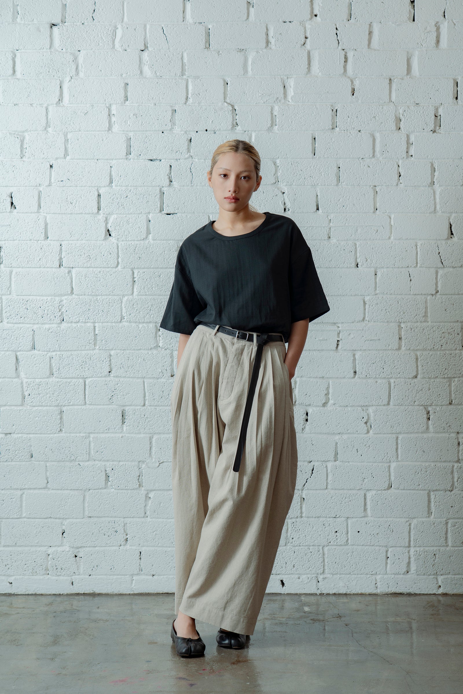 The Long Leather Belt - Black