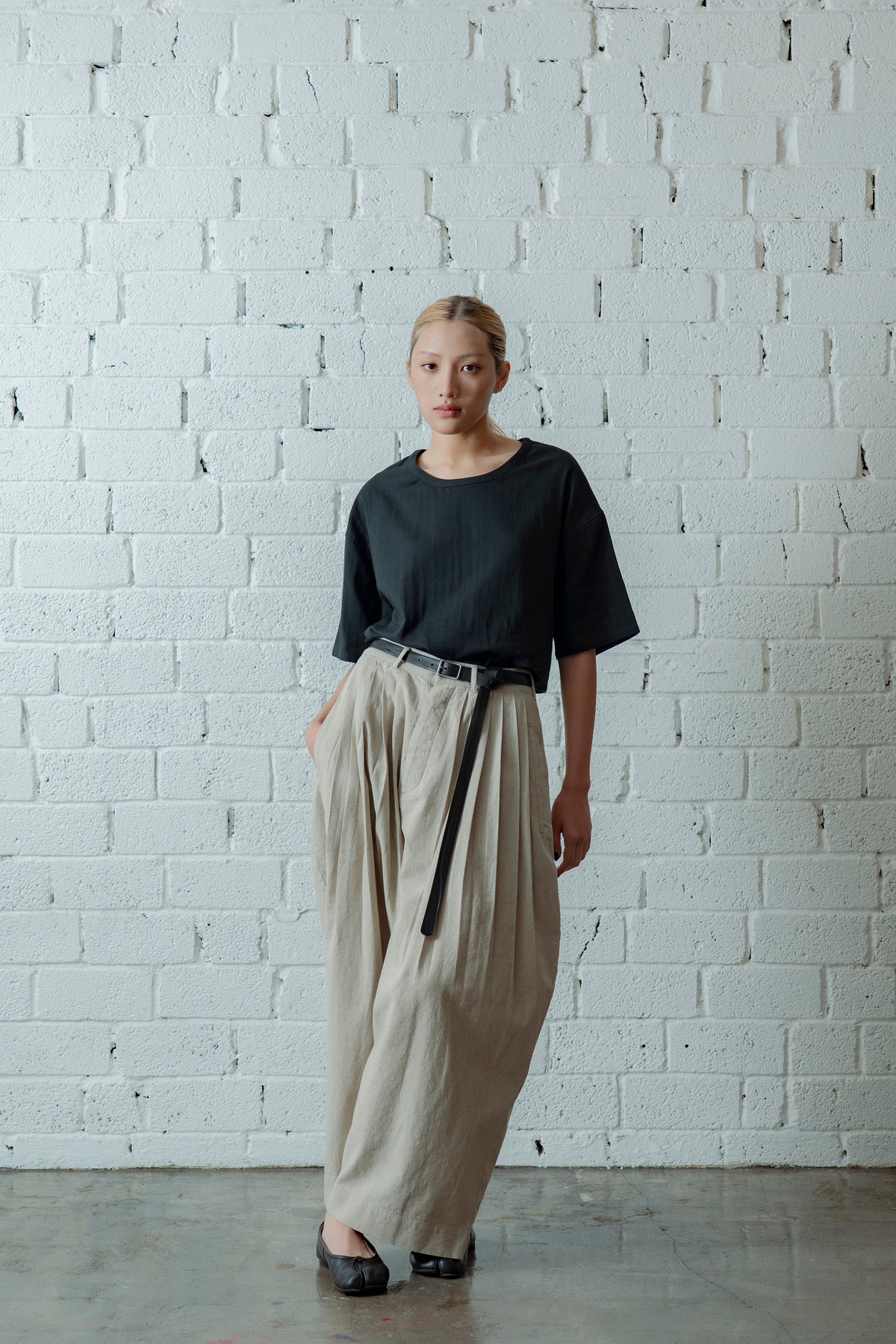 The Pleaty Trousers - Linen