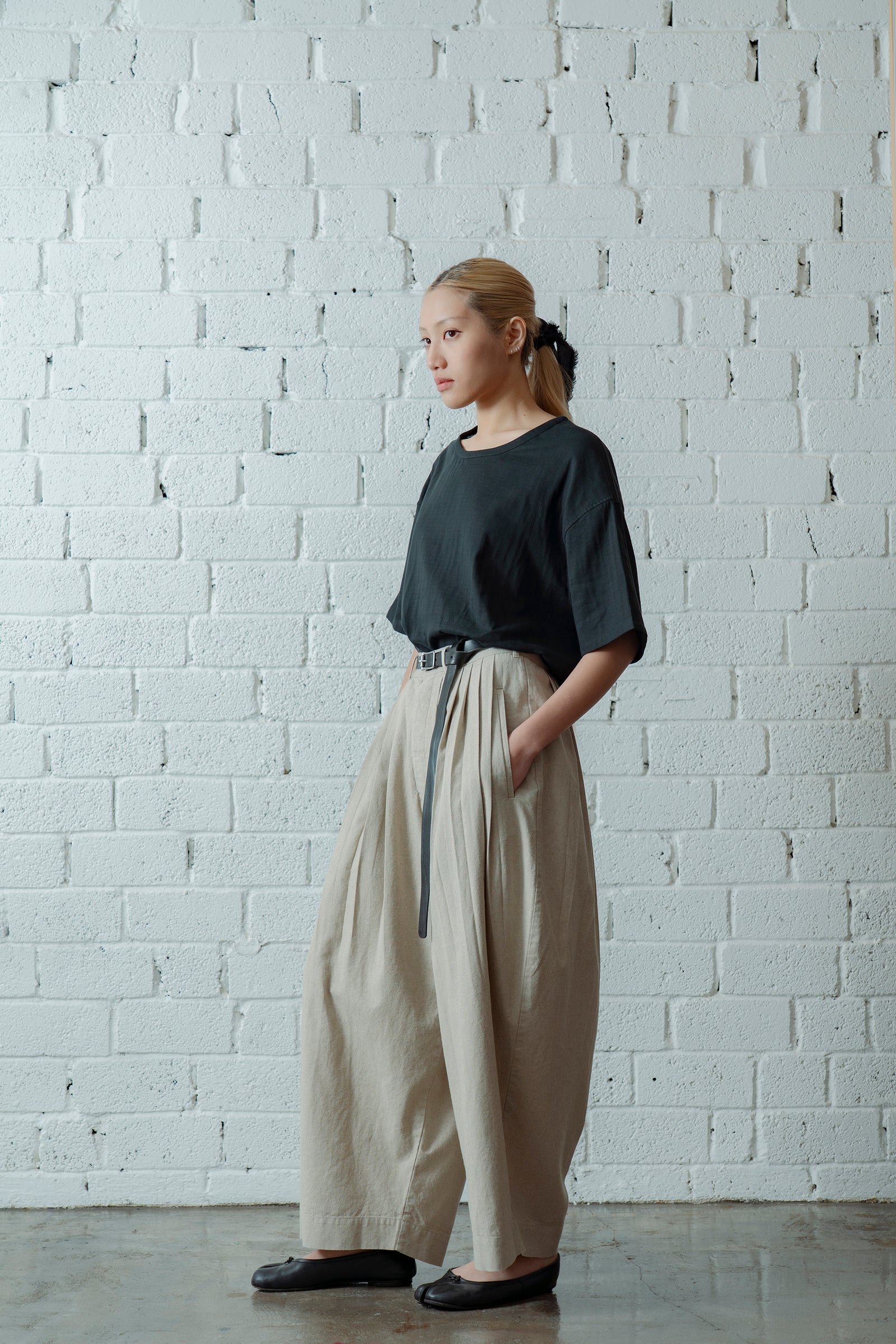 The Pleaty Trousers - Linen