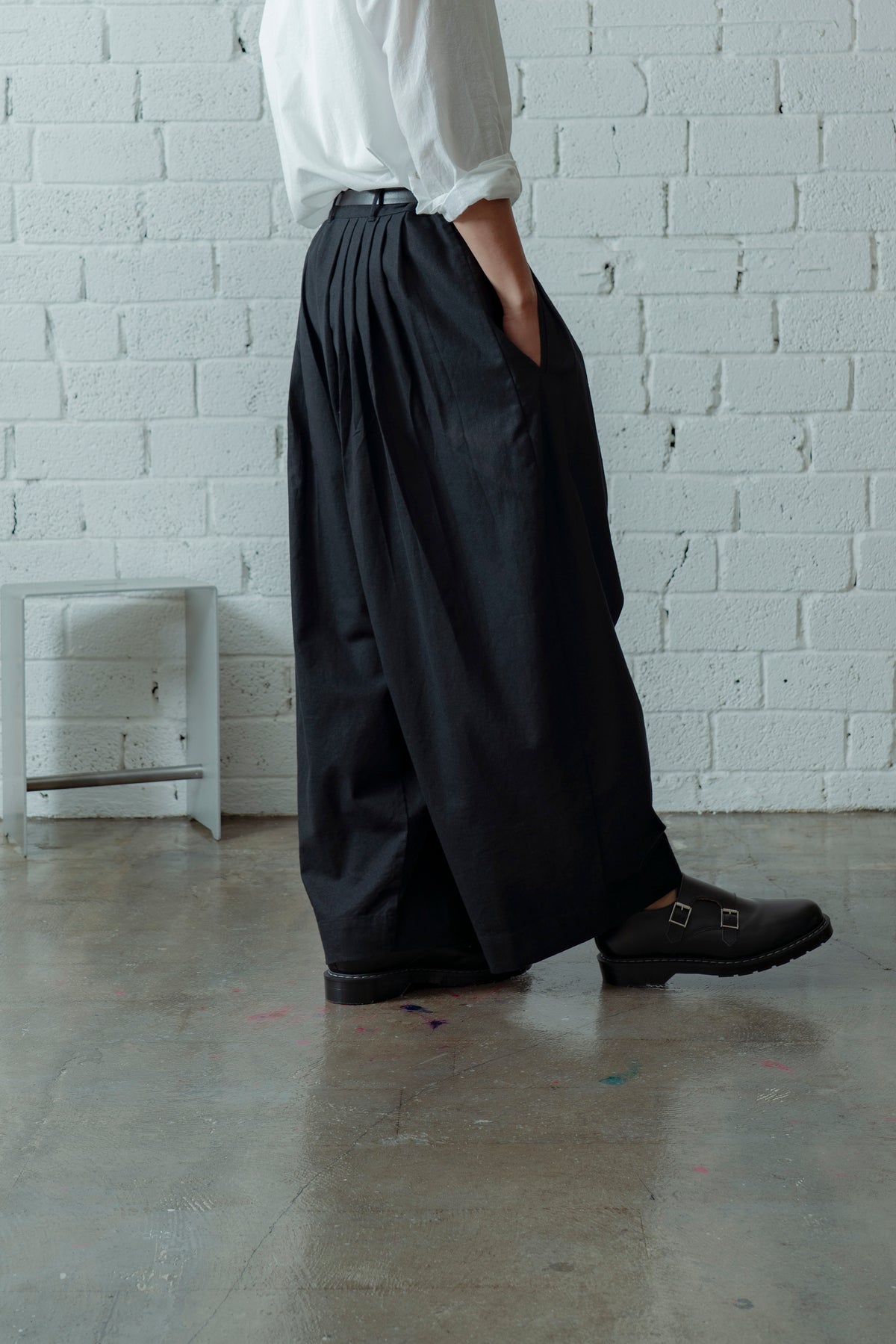 The Pleaty Trousers - Black