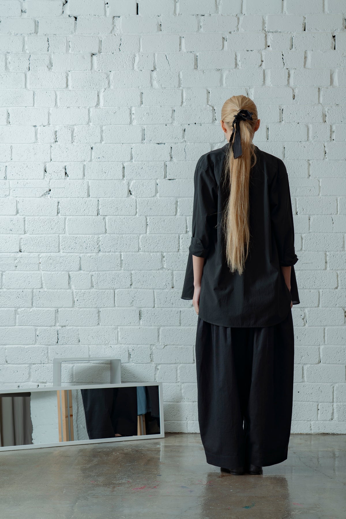 The Tailor 's Shirt - Black
