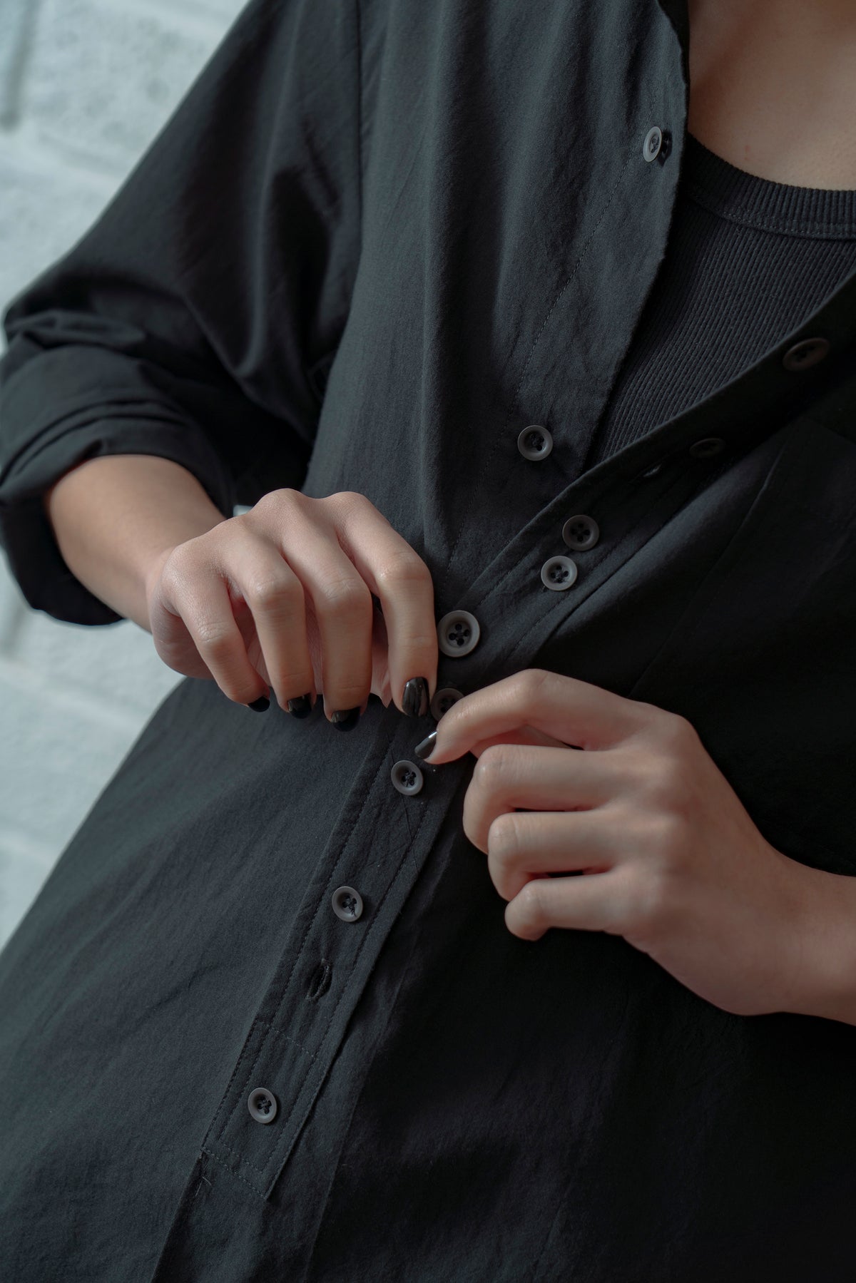 The Tailor 's Shirt - Black