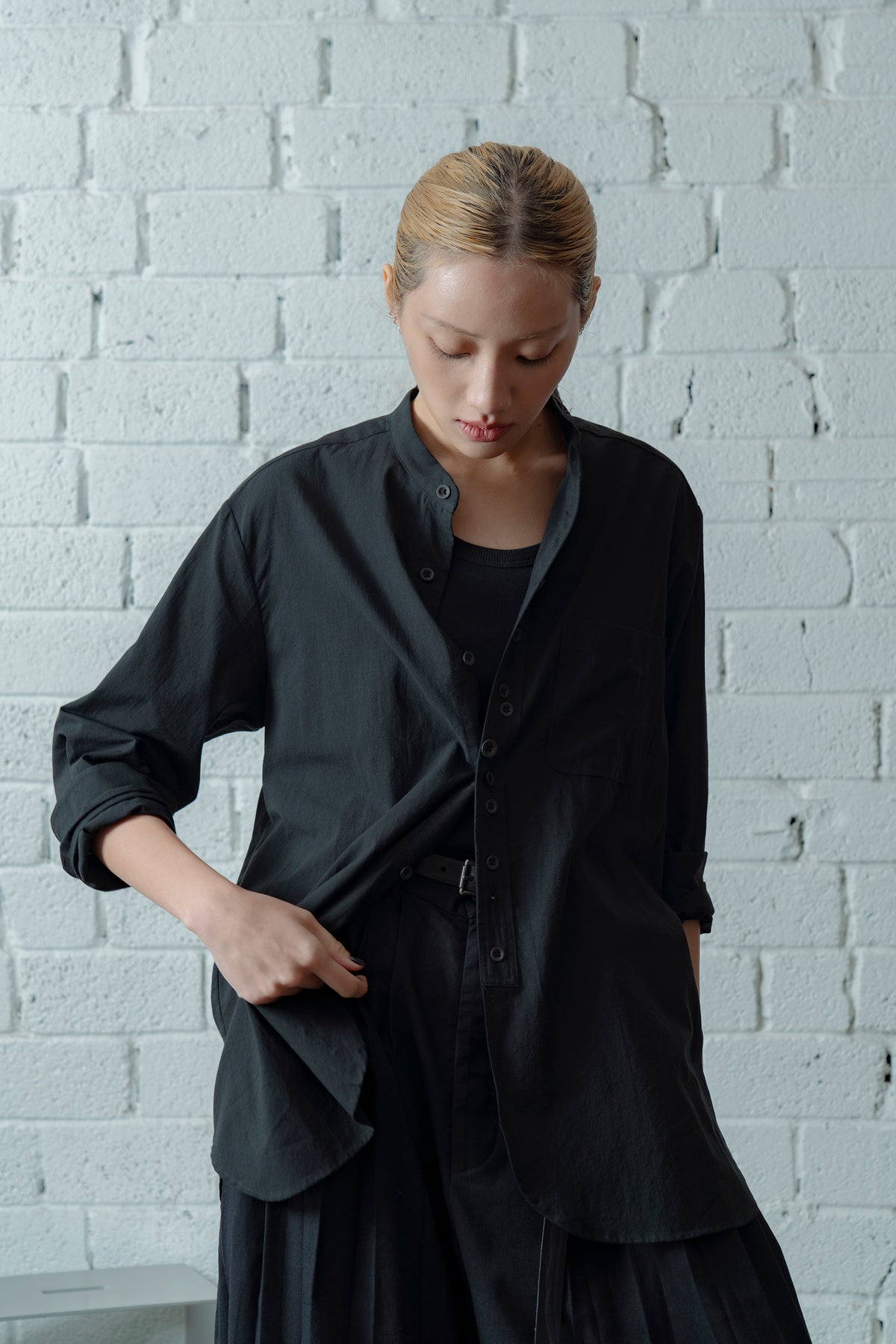 The Tailor 's Shirt - Black